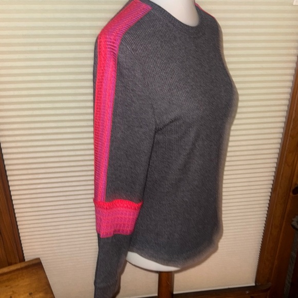 Natural Life Size Large London Trim Top Women's Gray Pink Long Sleeve Top shirt - Picture 4 of 15